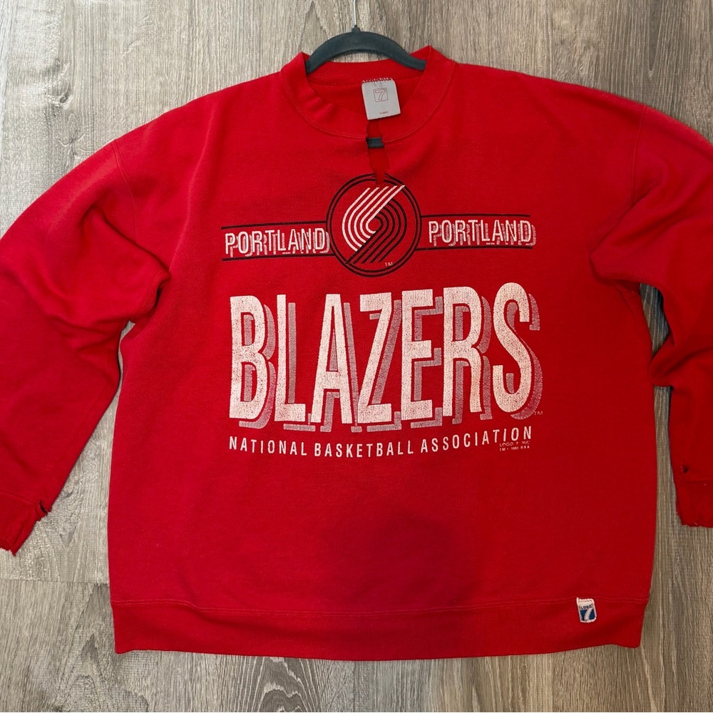 Vintage Logo 7 Portland Trail Blazers Crewneck – Men’s XL – Perfectly Distressed - Picture 9 of 11